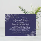 Silver Frills Navy Blue Wedding Rehearsal & Dinner Kaart (Staand voorkant)