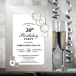 Silver Geometric 30th Birthday Party Kaart<br><div class="desc">Organiseer en nodig je vrienden en geliefden uit voor je 30e verjaardagsfeestje met deze stijlvolle,  zilveren,  zeshoekige,  geometrische verjaardagsfeestuitnodiging.</div>