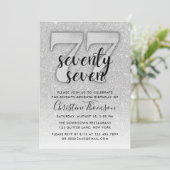 Silver Glitter 77th Birthday Invitation Kaart (Staand voorkant)