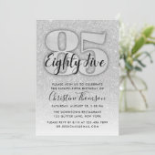 Silver Glitter 85th Birthday Invitation Kaart (Staand voorkant)