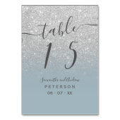 Silver glitter dusty blue script trouwtafel kaart (Achterkant)