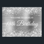Silver Glitter en Folie 18th Birthday Welcome Poster<br><div class="desc">Creëer je eigen 18e verjaardagsfeest vieren welkomstteken 24x18 poster voor je vriend. Ik heb nog een paar mijlpaal verjaardagen beschikbaar, maar ik kan de creatorverzoeken hier in het systeem beantwoorden. Achttiende verjaardagsfeestje tekent voor haar. De achtergrond is voorzien van een faux sparkly zilver glitter met een zilverkleurige metalen ombre folie...</div>