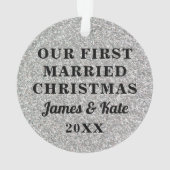 Silver & Glitter First Married Kerstfoto Ornament (achterkant)