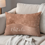 Silver Glitter Glam Bling Personalized Metallic Accent Kussen<br><div class="desc">Pas dit roos goudbruin metaal en glamoureus faux glitter patterned accent kussen eenvoudig aan met uw eigen eigen naam.</div>