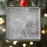 Silver Glitter Glam Bling Personalized Metallic Metalen Ornament<br><div class="desc">Pas dit zilveren geborstelde metaal eenvoudig aan en glamoureus faux glitter-gepatterde versiering met uw eigen eigen naam.</div>