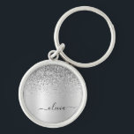 Silver Glitter Glam Metal Monogram Naam Sleutelhanger<br><div class="desc">Silver Faux Folie Metallic Sparkle Glitter Borhed Metal Monogram Name Keychains (Sleutelhanger). Dit maakt de perfecte liefhebbende 16 verjaardag,  bruiloft,  vrijgezellenfeest,  verjaardagsdag,  baby shower of vrijgezellenfeest voor iemand die van luxe glam en stijl houdt.</div>