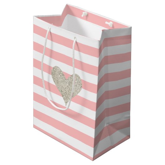 Silver Glitter Heart Medium Cadeauzakje (Voorkant Gekanteld)