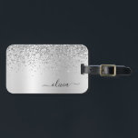 Silver Glitter Metal Monogram Glam Name Bagagelabel<br><div class="desc">Silver Faux Folie Metallic Sparkle Glitter Borhed Metal Monogram Name and Initiaal Bag or Bagagelabel. Dit maakt de perfecte liefhebbende 16 verjaardag,  bruiloft,  vrijgezellenfeest,  verjaardagsdag,  baby shower of vrijgezellenfeest voor iemand die van luxe glam en stijl houdt.</div>