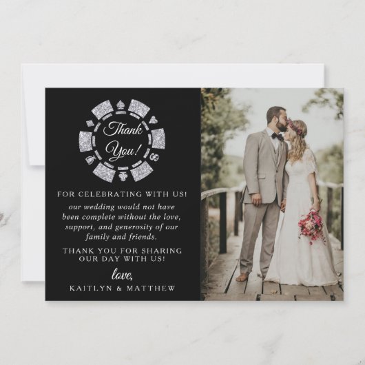 Silver Glitter Monogram Poker Chip Casino Wedding Bedankkaart (Voorkant)