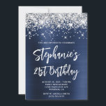 Silver Glitter Navy Blue Bold 21st Birthday Kaart<br><div class="desc">Een modern, glamoureus handgeschreven stijl vet script 21st verjaardagsuitnodiging voor haar. U kunt deze uitnodiging aanpassen voor een andere viering van een mijlpaal op de verjaardag. De digitale kunstfunctie is faux sparkly Silver Glitter met extra sparkles tegen een folie en donkerblauw satin ombre digitaal art grafisch afbeelding. Alle glorieuze elementen...</div>
