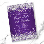 Silver Glitter Royal Paars Ombre 50th Birthday Kaart<br><div class="desc">Een elegant monogramme 50e verjaardag 5x7 uitnodiging voor haar. Faux zilveren glitter met sparkles tegen een koninklijk paars ombre grafisch afbeelding. Het fancy zwart-witte kalligrafische monogram in het centrum kan worden aangepast. Alle glorieuze zilverelementen in dit moderne, girale ontwerp zijn digitale graphics. U kunt het monogrammed ontwerp op voorzijde aan...</div>