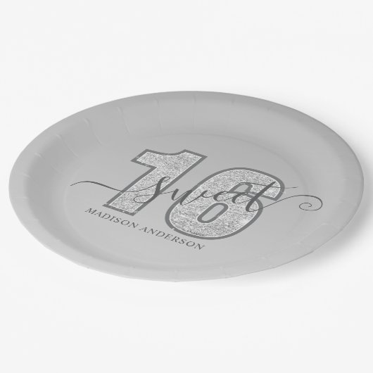 Silver Glitter Script Sweet 16 Papieren Bordje (Gekanteld)