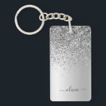 Silver Glitter Sparkle Glam Metal Monogram Naam Sleutelhanger<br><div class="desc">Silver Faux Folie Metallic Sparkle Glitter Brushed Metal Monogram Name Sleutelhanger. Dit maakt de perfecte liefhebbende 16 verjaardag,  bruiloft,  vrijgezellenfeest,  verjaardagsdag,  baby shower of vrijgezellenfeest voor iemand die van luxe glam en stijl houdt.</div>
