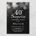 Silver Glitter Surprise 40th Birthday Invitation Kaart<br><div class="desc">Silver Glitter Surprise 40th Birthday Invitation Card. Volwassen verjaardag. Silver Glitter Bokeh Background 13e 15e 16e 18e 21e 30e 40e 50e 70e 80e 90e 100e. Elke leeftijd. Voor verdere aanpassing,  te klikken gelieve de knoop "van de Aanpassing het"en ons ontwerphulpmiddel te gebruiken om deze sjabloon te wijzigen.</div>