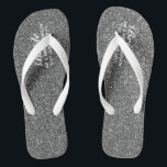 SILVER Glitter Wedding Flipflops BRIDE Teenslippers<br><div class="desc">Voeg de rol van de leden van de Bridal-partij toe,  koppels trouwden naam en trouwdatum aan deze elegante zomerse trouwflipflops met een faux gouden glitter afwerking.</div>