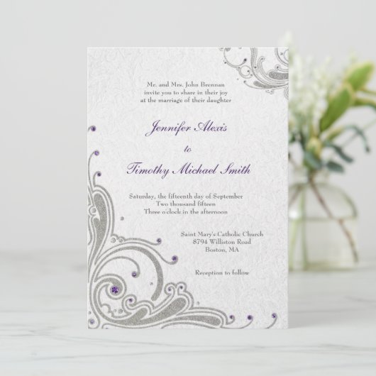Silver glitter zwaait paarse juwelen bruiloft uit kaart (Staand voorkant)