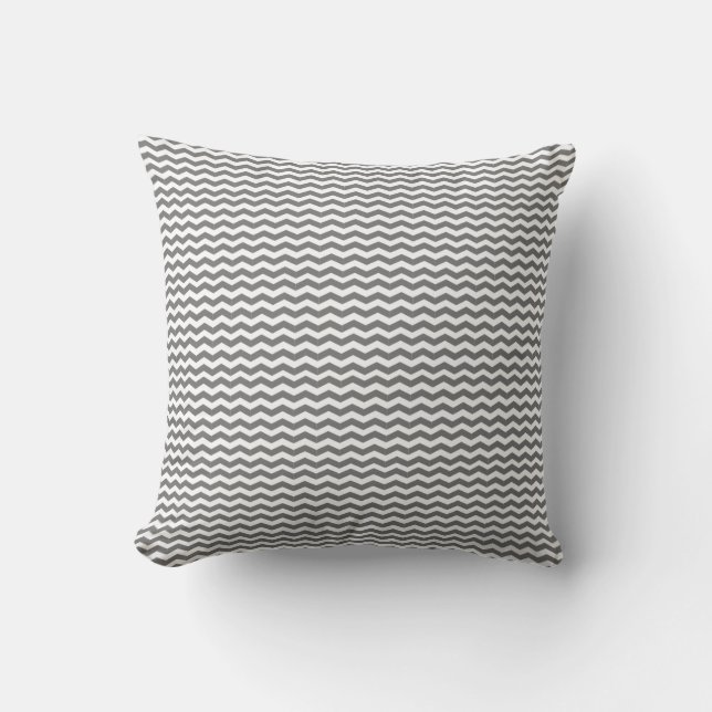 Silver Gray Geometric Chevron Zigzag Pattern Kussen (Voorkant)