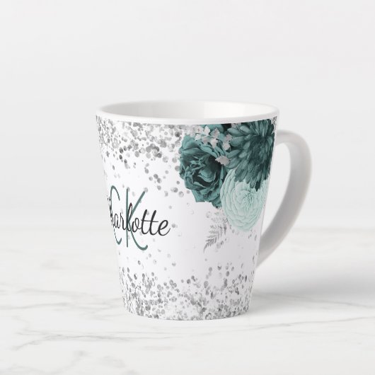 Silver green florals elegant monogram name latte mok (Rechterhoek)