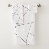 Silver Grey White Geometric Glam #1 (Faux Folie) Bad Handdoek (Insitu)