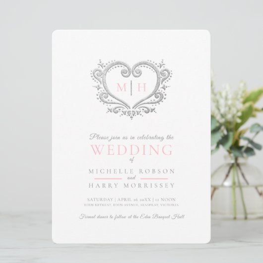 Silver-hart bruiloft roze en witte uitnodiging (Staand voorkant)