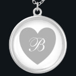 Silver Heart Monogrammed Ketting<br><div class="desc">Ketting monogrammed zilveren kleurenhart dat u met om het even welke tekst van uw keus kunt aanpassen. Als u hulp nodig hebt bij het aanpassen,  kunt u contact met ons opnemen via de link op deze pagina. Zilverkleurd ketting monogrammed.</div>