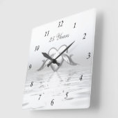 Silver Jubileum Dolphins en Heart Vierkante Klok (Hoek)