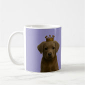 Silver Labrador Puppy in Gold Crown Schattige Koffiemok (Links)
