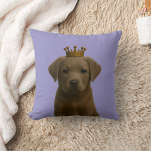 Silver Labrador Puppy in Gold Crown Schattige Kussen