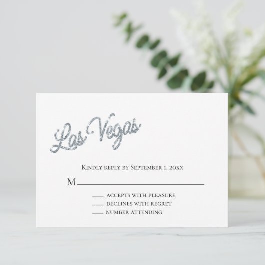 Silver Las Vegas Sparkles Wedding RSVP Kaart (Staand voorkant)