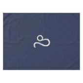 Silver Leo-symbool op Navy Blue Carbon Print Tafelkleed (Voorkant (Horizontaal))