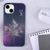 Silver Maple Leaf op Roze Paarse Monogram Case-Mate iPhone Case