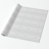 Silver Masquerade Damask Cadeaupapier (Uitgerold)
