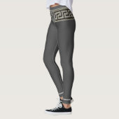Silver Medusa Griekse sleutel op grijze Leggings (Links)