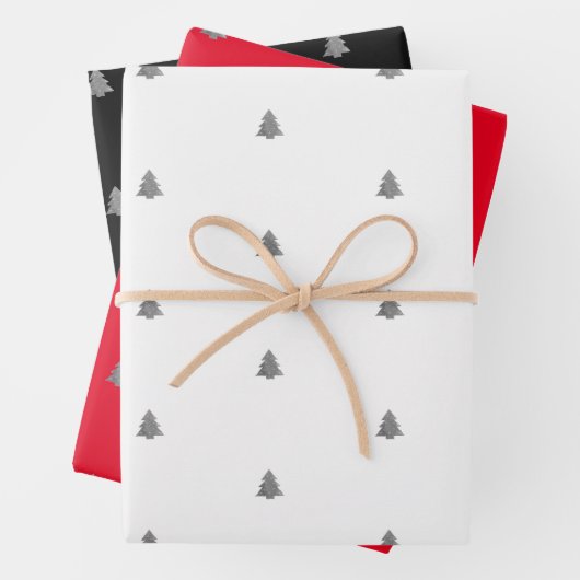 Silver metal-kerstboom, witte achtergrond inpakpapier vel (In situ)