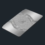 Silver Metallic look met diamanten patroon iPad Mini Cover<br><div class="desc">Zilveren tonen glanzend metallisch uiterlijk met ruitvormig patroon. Aangepast en optioneel monogram.</div>