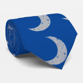 Silver Moon Sliver op blauwe Stropdas (Opgerold)