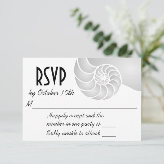 Silver Nautilus Shell Beach Wedding RSVP Kaartje (Staand voorkant)