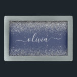 Silver Navy Blue Girly Glitter Sparkle Monogram Gesp<br><div class="desc">Navy Blue en Silver Sparkle Glitter Script Monogram Name Belt Buckle. Dit maakt het perfecte afstuderen,  zoete 16 16,  18,  21,  30,  40,  50,  60,  70,  80,  90,  100 jaar,  bruiloft,  vrijgezellenfeest,  verjaardagsfeest,  baby shower of bachelorette cadeau voor iemand die van glam luxe en stijlvolle stijl houdt.</div>