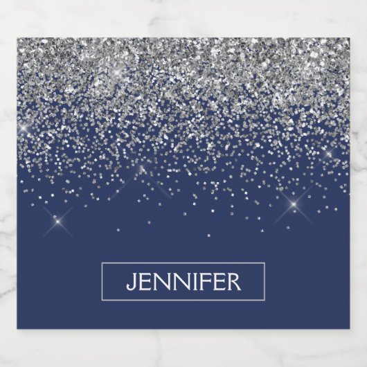 Silver Navy Blue Glitter Girly Monogram Naam Bier Etiket (Enkel label)
