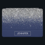 Silver Navy Blue Glitter Girly Monogram Naam iPad Pro Cover<br><div class="desc">Silver en Navy Blue Sparkle Glitter Monogram Naam Laptop Hoesje. Dit maakt het perfecte zoete 16-jarige verjaardagscadeau,  bruiloft,  vrijgezellenfeest,  jubileum,  baby shower of vrijgezellenfeest voor iemand die van glamoureuze luxe en chique stijlen houdt.</div>