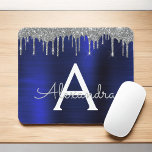 Silver Navy Blue Glitter Sparkle Monogram Naam Muismat<br><div class="desc">Silver and Navy Blue Faux Folie Metallic Sparkle Glitter Brushed Metal Monogram Name and Initiaal Mousepad (muispad). Dit maakt de perfecte liefhebbende 16 verjaardag,  bruiloft,  vrijgezellenfeest,  verjaardagsdag,  baby shower of vrijgezellenfeest voor iemand die van luxe glam en stijl houdt.</div>