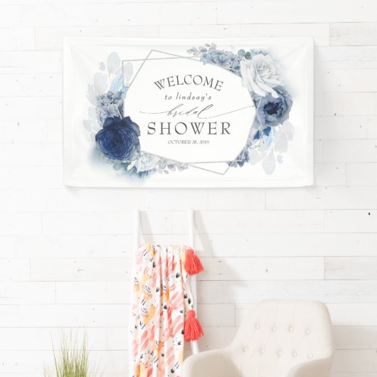 Silver Navy en Dusty Blue Floral Vrijgezellenfeest Spandoek (Insitu)
