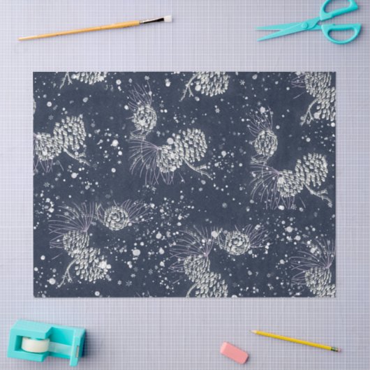 Silver Pinecones Snow Navy Blue Holiday Tissuepapier (Craft)
