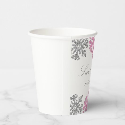 Silver Pink Snowflake Winter Sweet 16 Papieren Bekers (Rechts)
