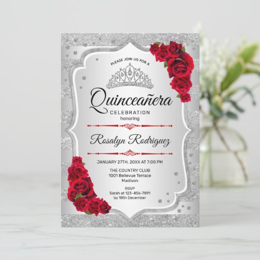 Silver Red Quinceanera Kaart (Staand voorkant)