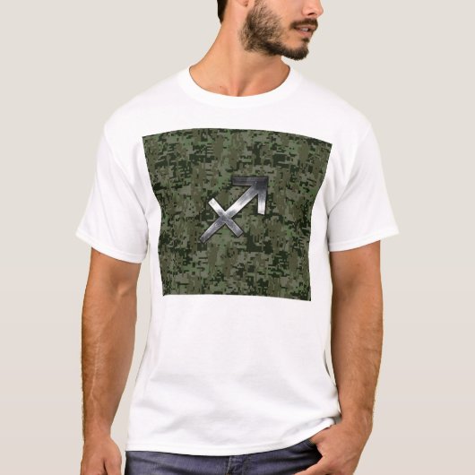 Silver Sagittarius Sign on Woodland Digital Camo T-shirt (Voorkant)