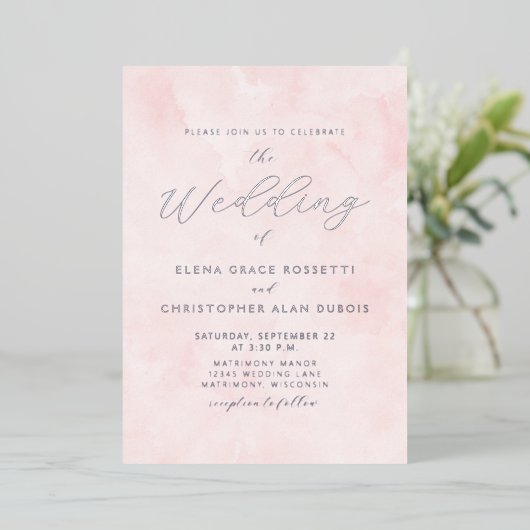 Silver Script Blush Waterverf Wash Wedding Folie Uitnodiging (Staand Voorkant)