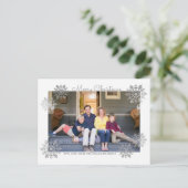 Silver Shimmering Chic Snowflake Holiday Foto Feestdagenkaart (Staand voorkant)