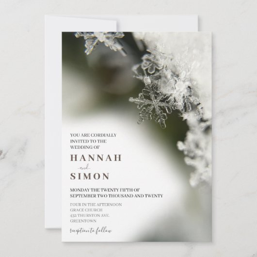 Silver Snow Winter Weduwen Uitnodiging (Voorkant)