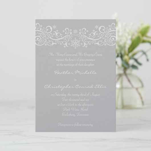 Silver Snowflake Floral Wedding Invitation Kaart (Staand voorkant)